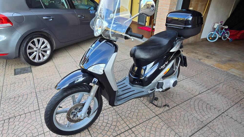Piaggio Liberty 200 4T  (2)