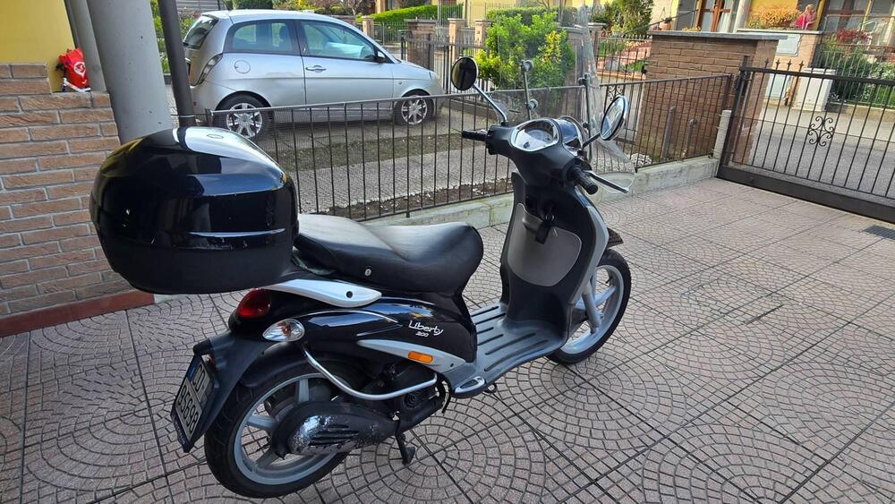 Piaggio Liberty 200 4T  (4)