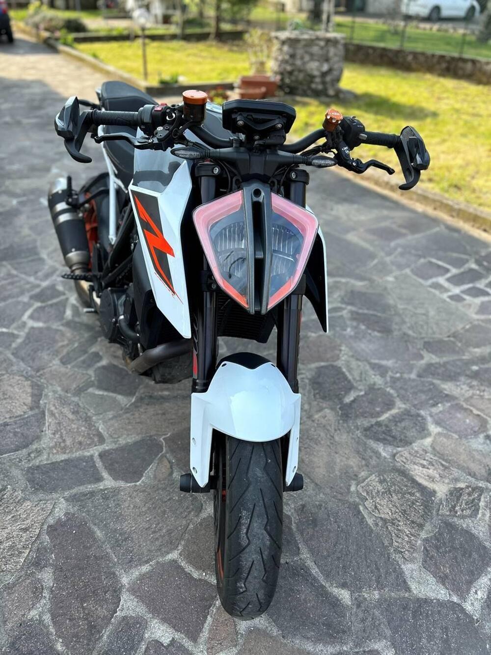 KTM 1290 Super Duke R ABS (2017 - 18) (5)