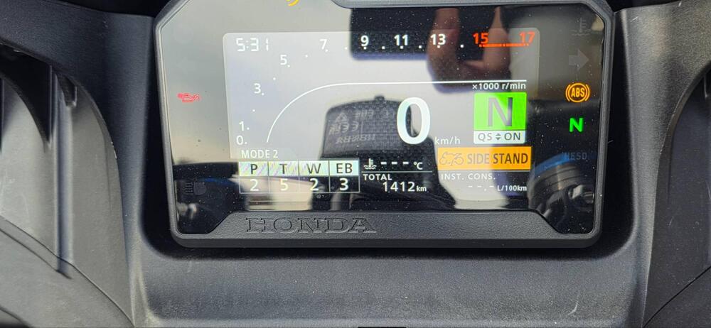 Honda CBR 600 RR (2024 - 26) (9)