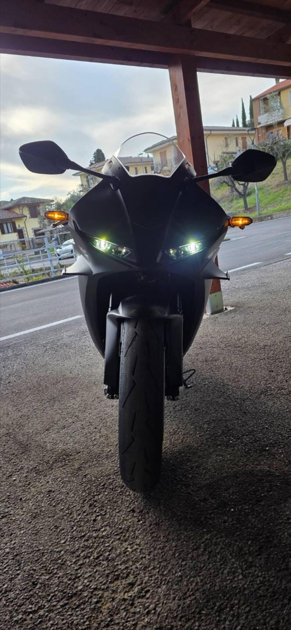 Honda CBR 600 RR (2024 - 26) (10)