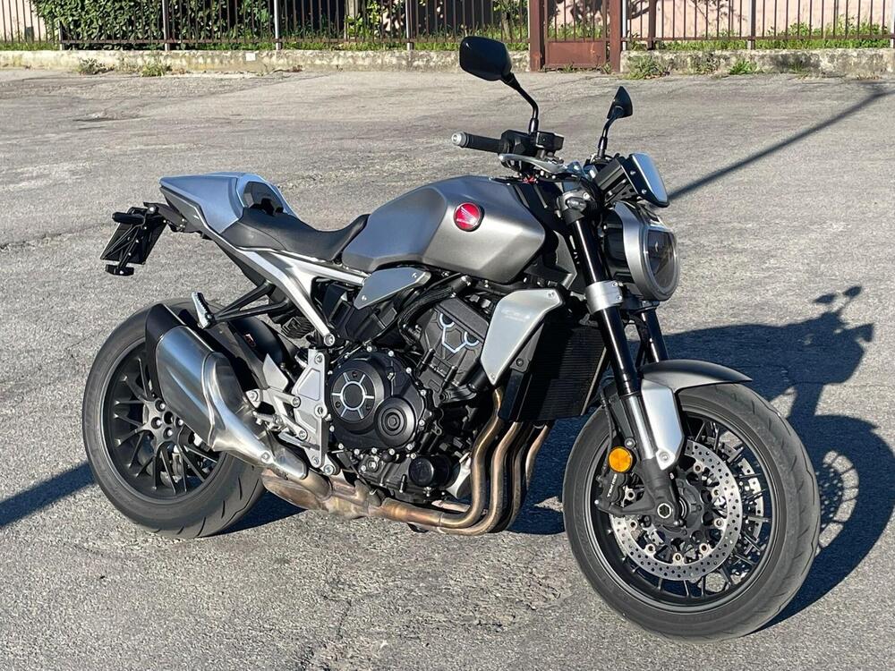 Honda CB 1000 R (2021 - 25) (6)