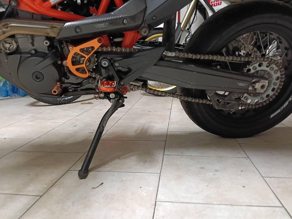 KTM 690 SMC R (2021 - 22) (7)