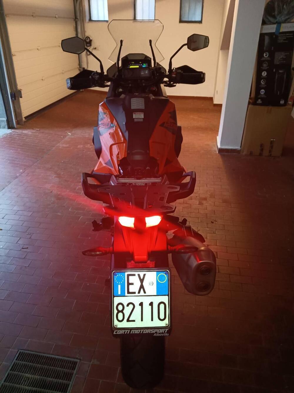 KTM 1290 Super Adventure S (2021) (4)