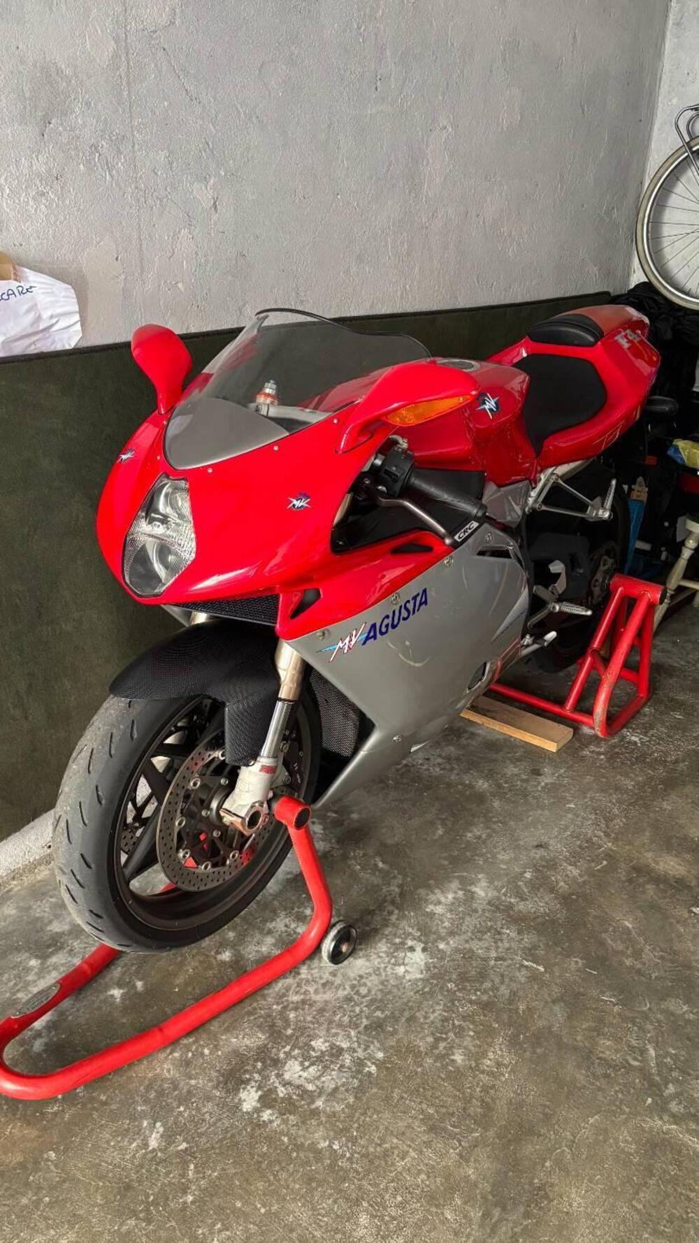 MV Agusta F4 750 S 1+1 (2000 - 02) (3)