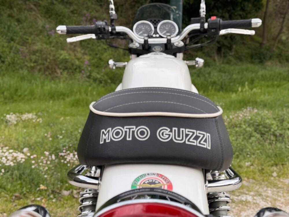Moto Guzzi V7 Classic (2008 - 12) (4)