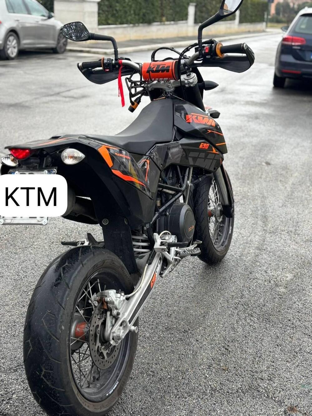 KTM 690 SMC (2008- 11) (3)