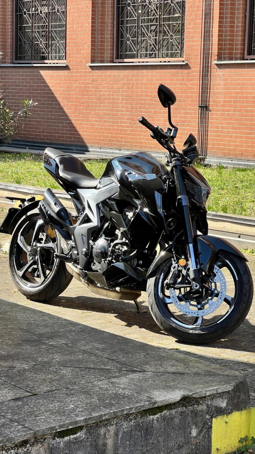 Zontes ZT350-R1 (2022 - 25)