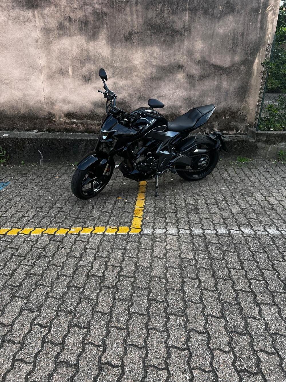 Zontes ZT350-R1 (2022 - 25) (4)