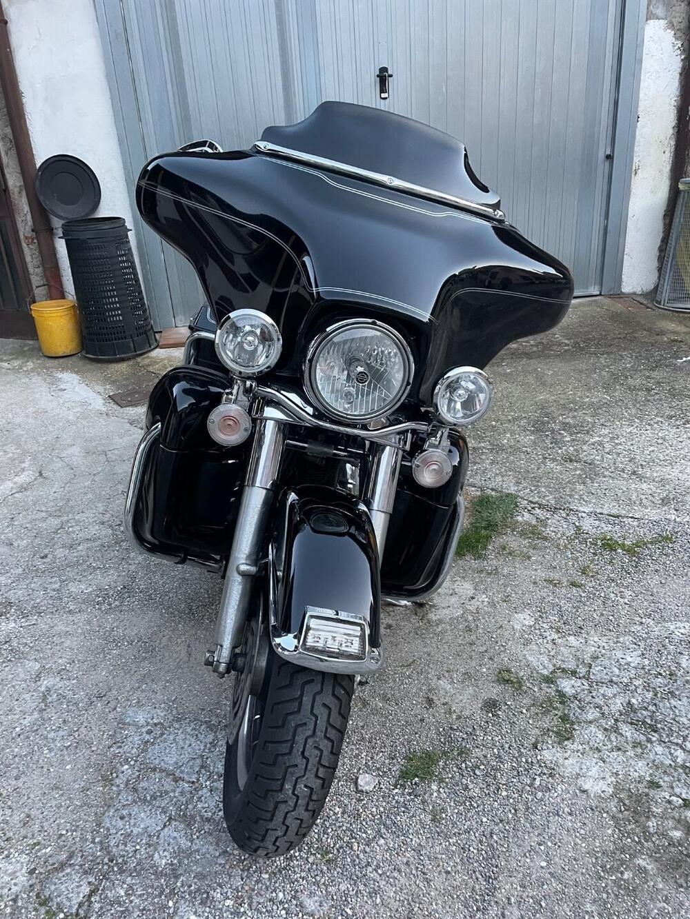 Harley-Davidson 1584 Electra Glide Ultra Classic (2007) - FLHTCU (5)