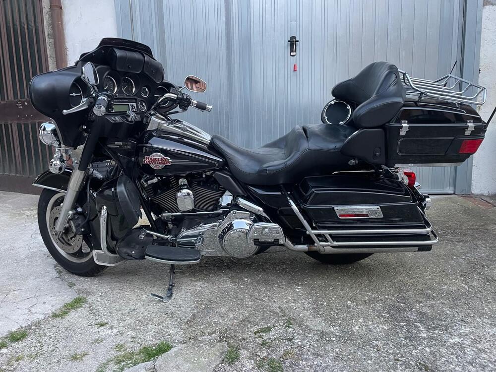 Harley-Davidson 1584 Electra Glide Ultra Classic (2007) - FLHTCU (7)