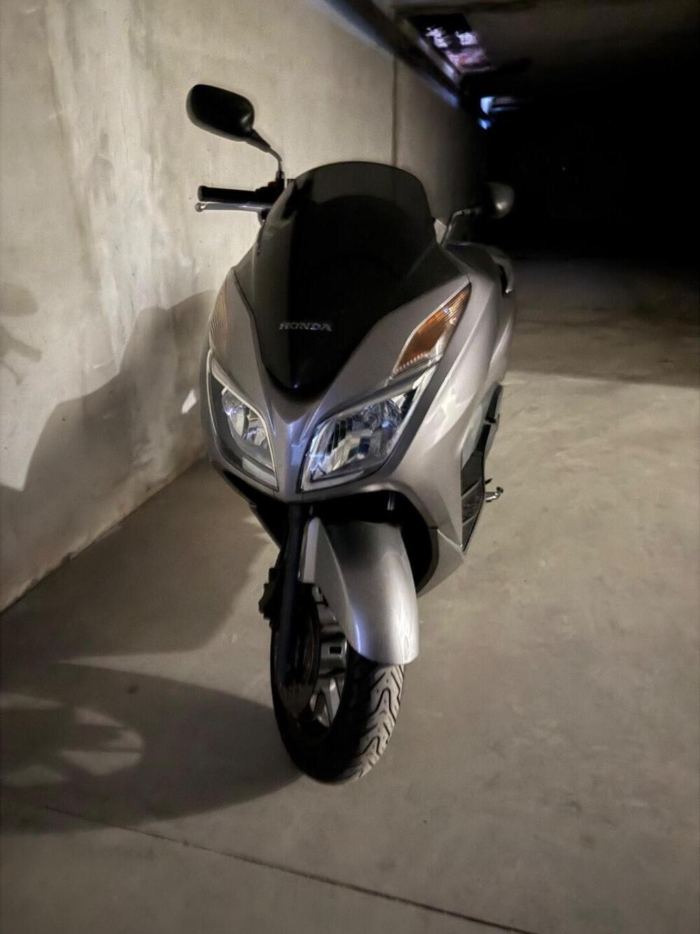 Honda Forza 300 ABS (2013 - 17) (2)