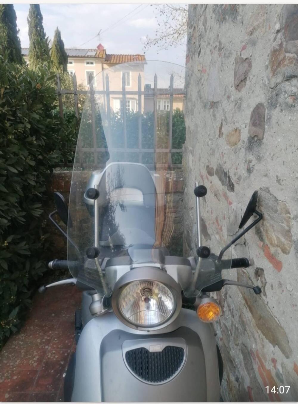 Aprilia Scarabeo 200 (2001 - 04) (4)