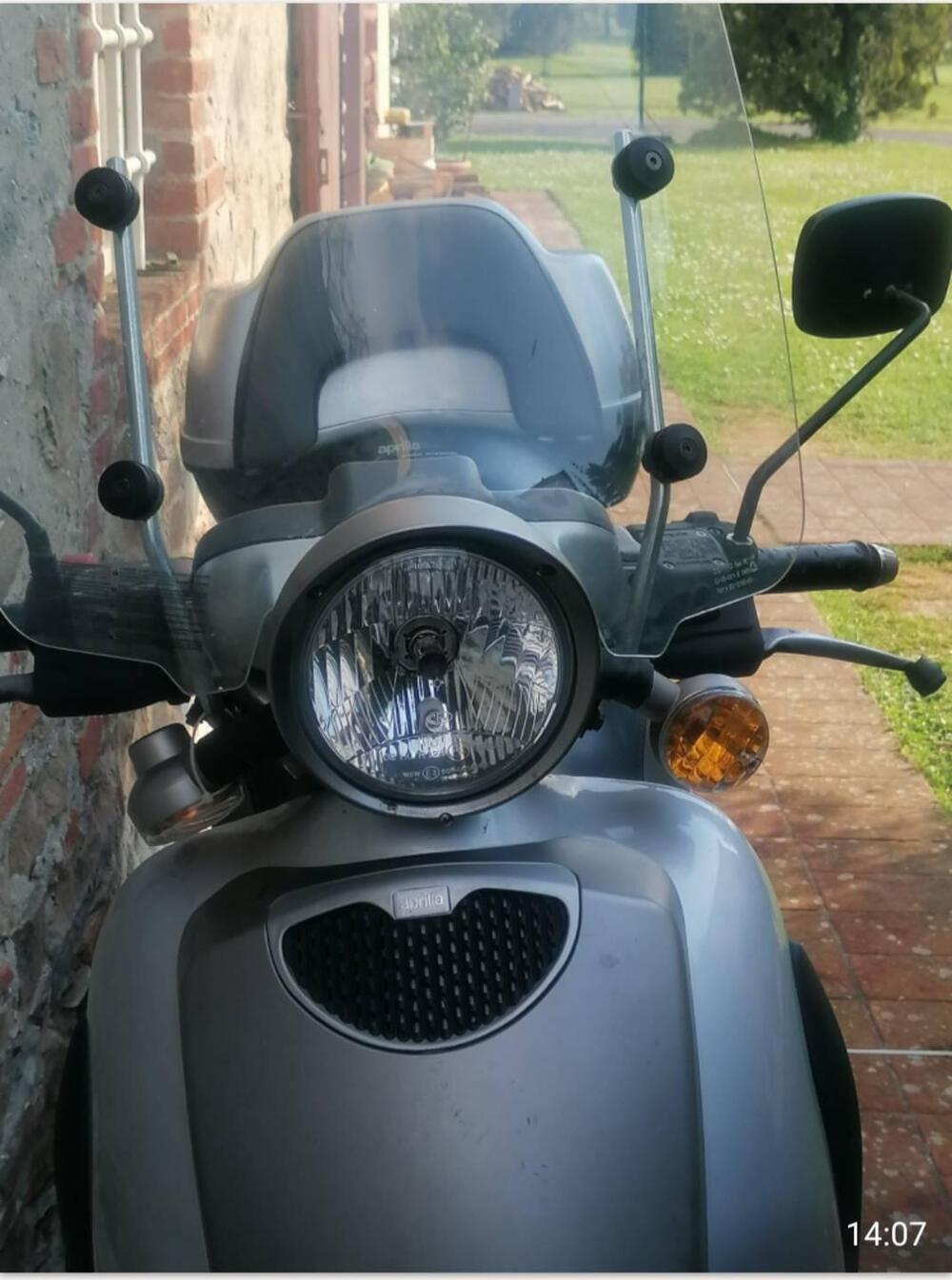 Aprilia Scarabeo 200 (2001 - 04) (5)