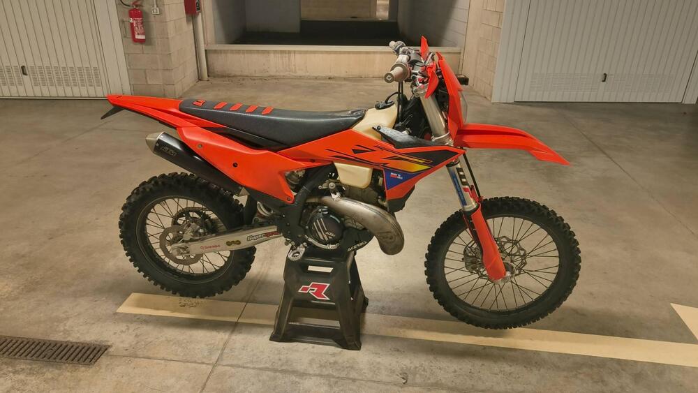 KTM 300 EXC TBI (2024) (2)