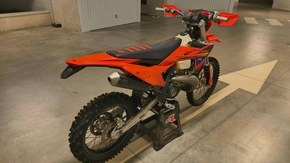 KTM 300 EXC TBI (2024) (3)