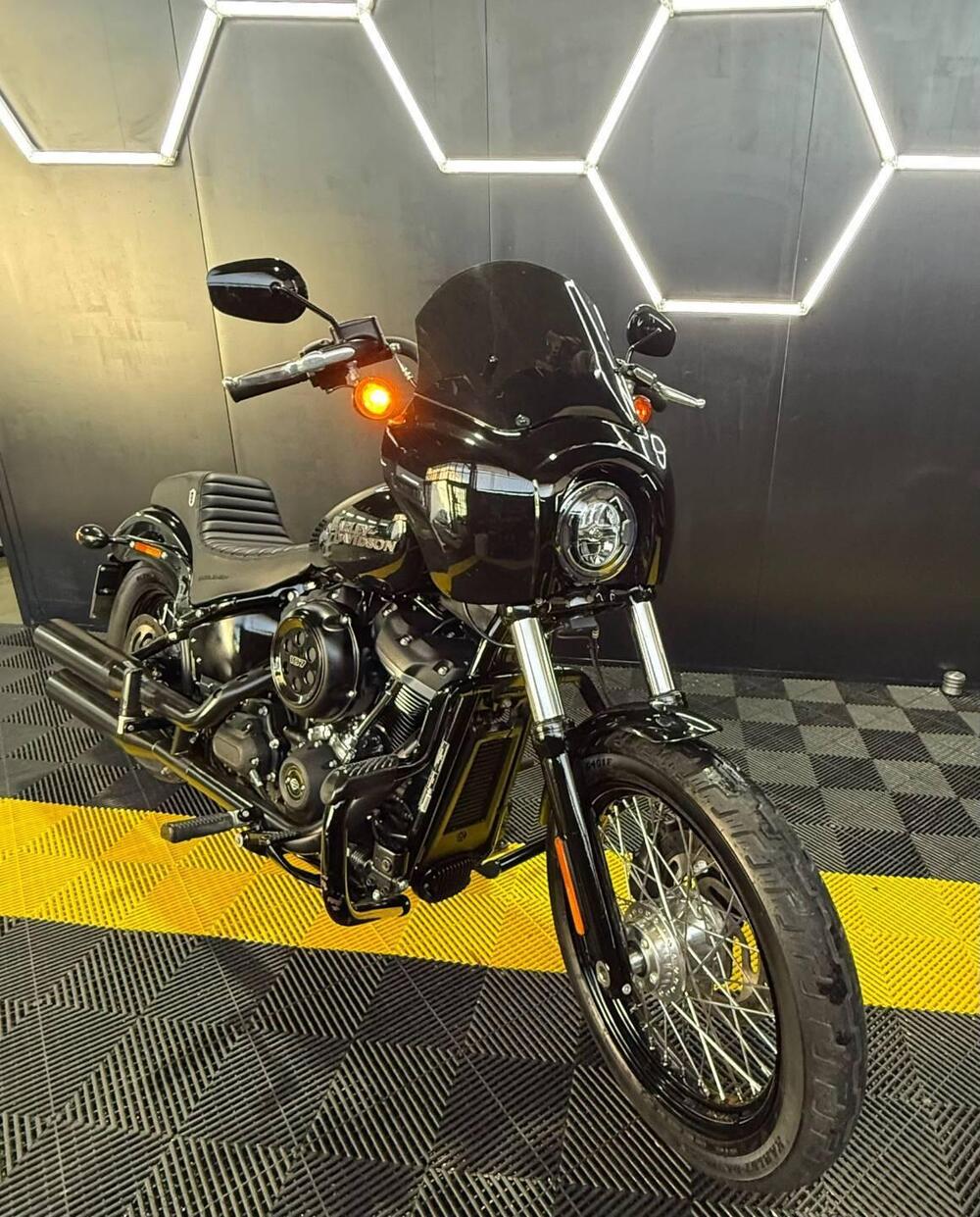 Harley-Davidson 107 Street Bob (2018 - 20) - FXBB (10)