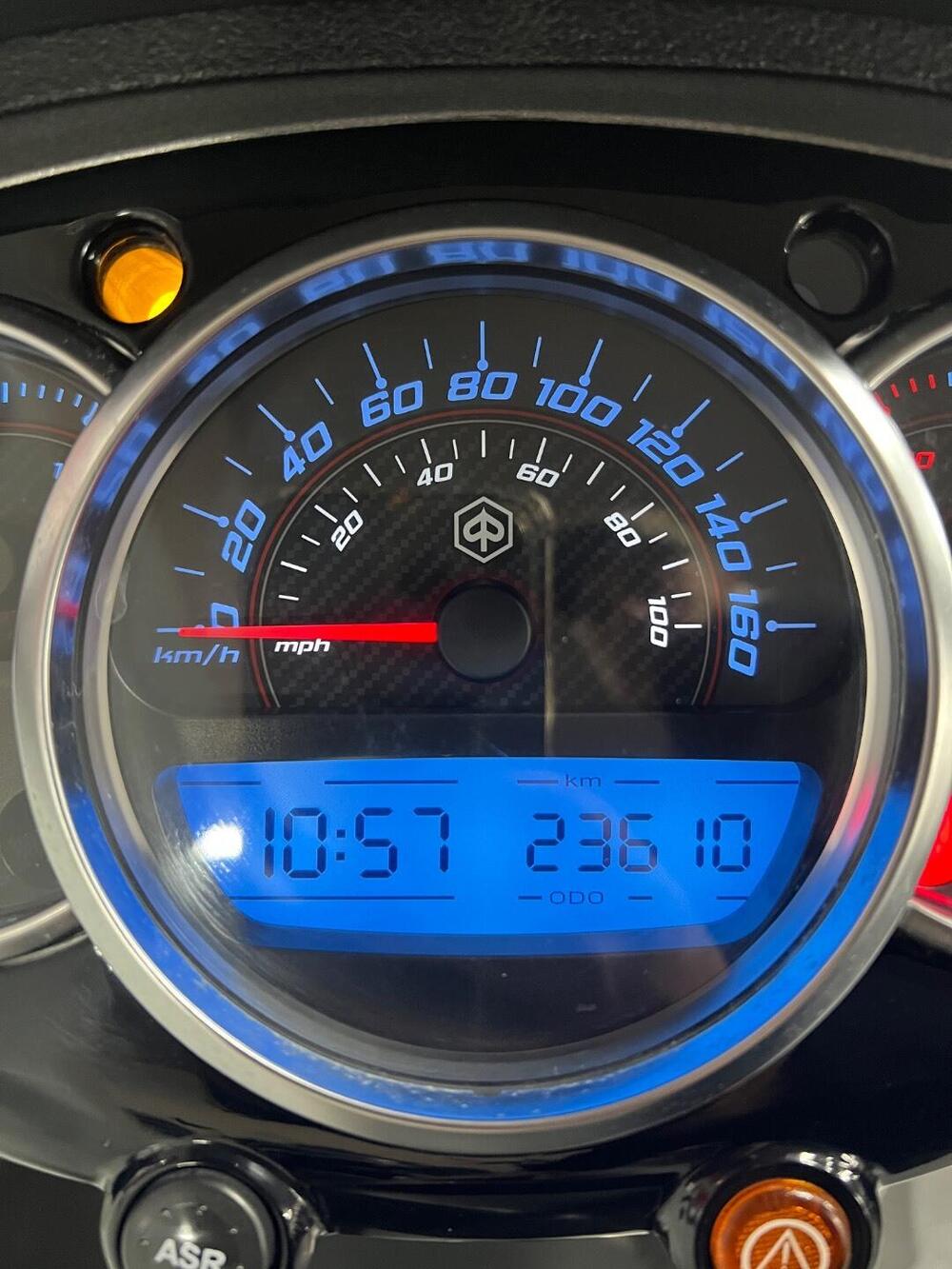 Piaggio Beverly 300 S i.e. ABS-ASR (2016 - 20) (9)