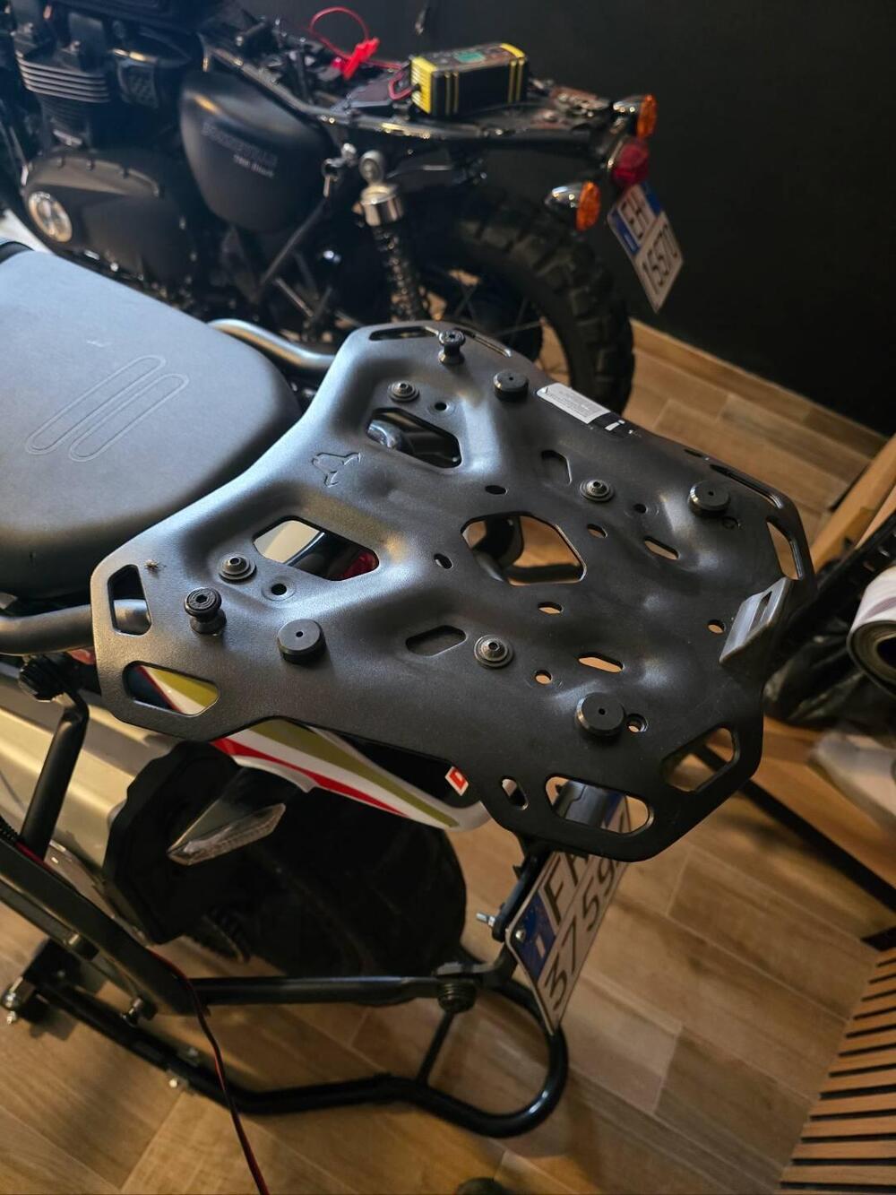 Ducati DesertX (2022 - 25) (5)