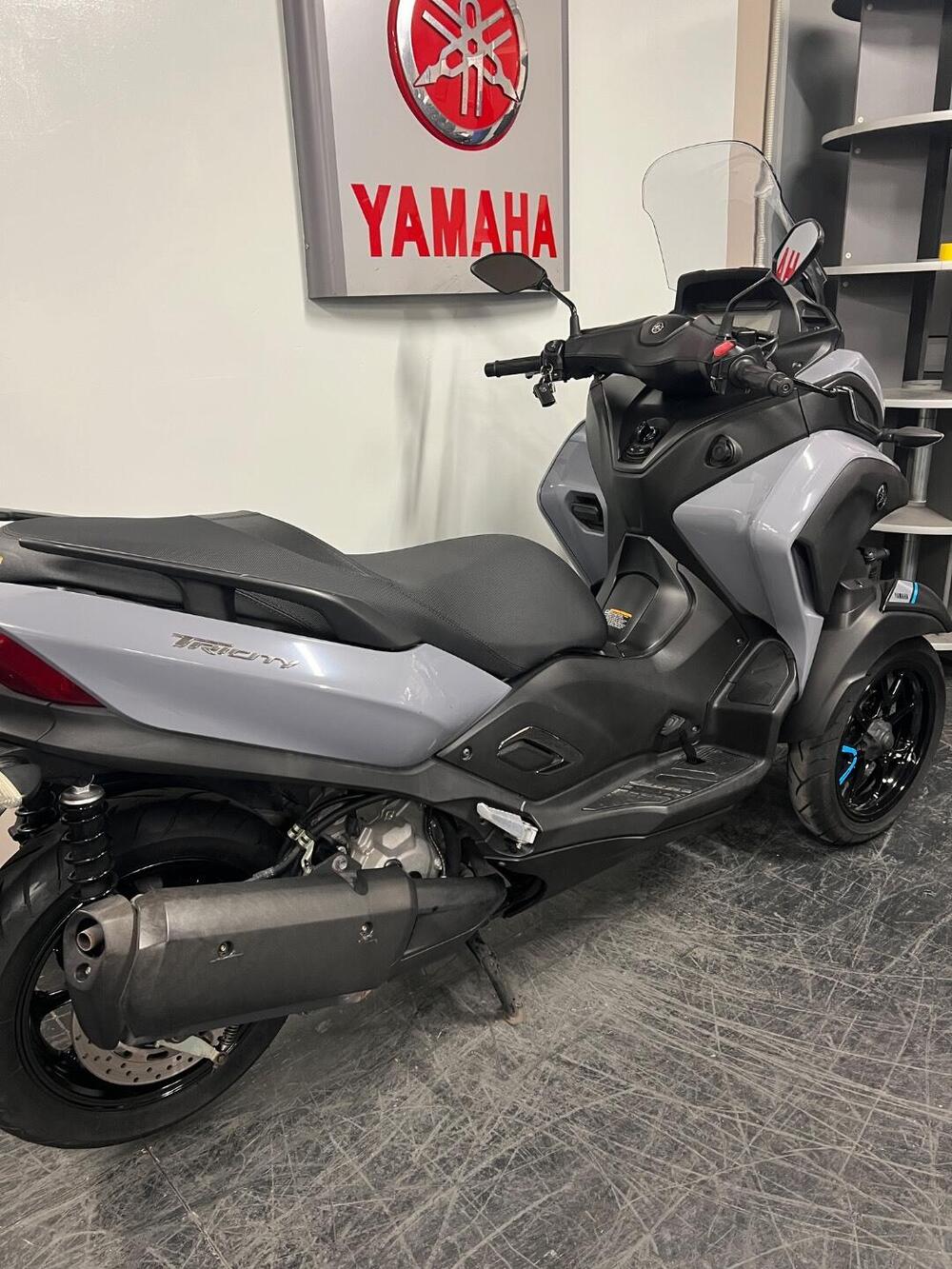 Yamaha Tricity 300 (2021 - 24) (4)
