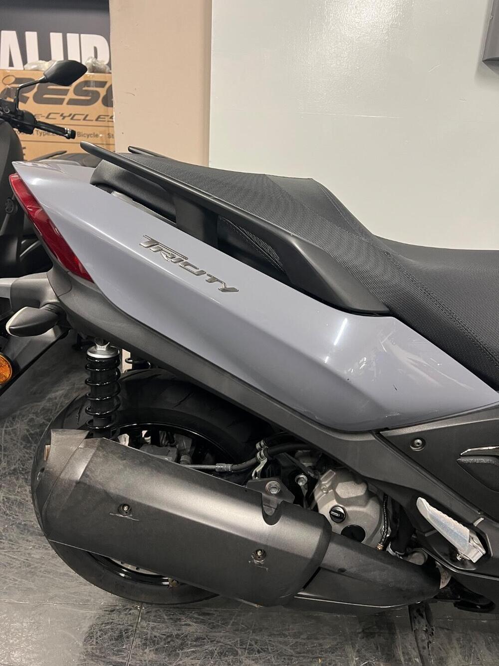 Yamaha Tricity 300 (2021 - 24) (5)