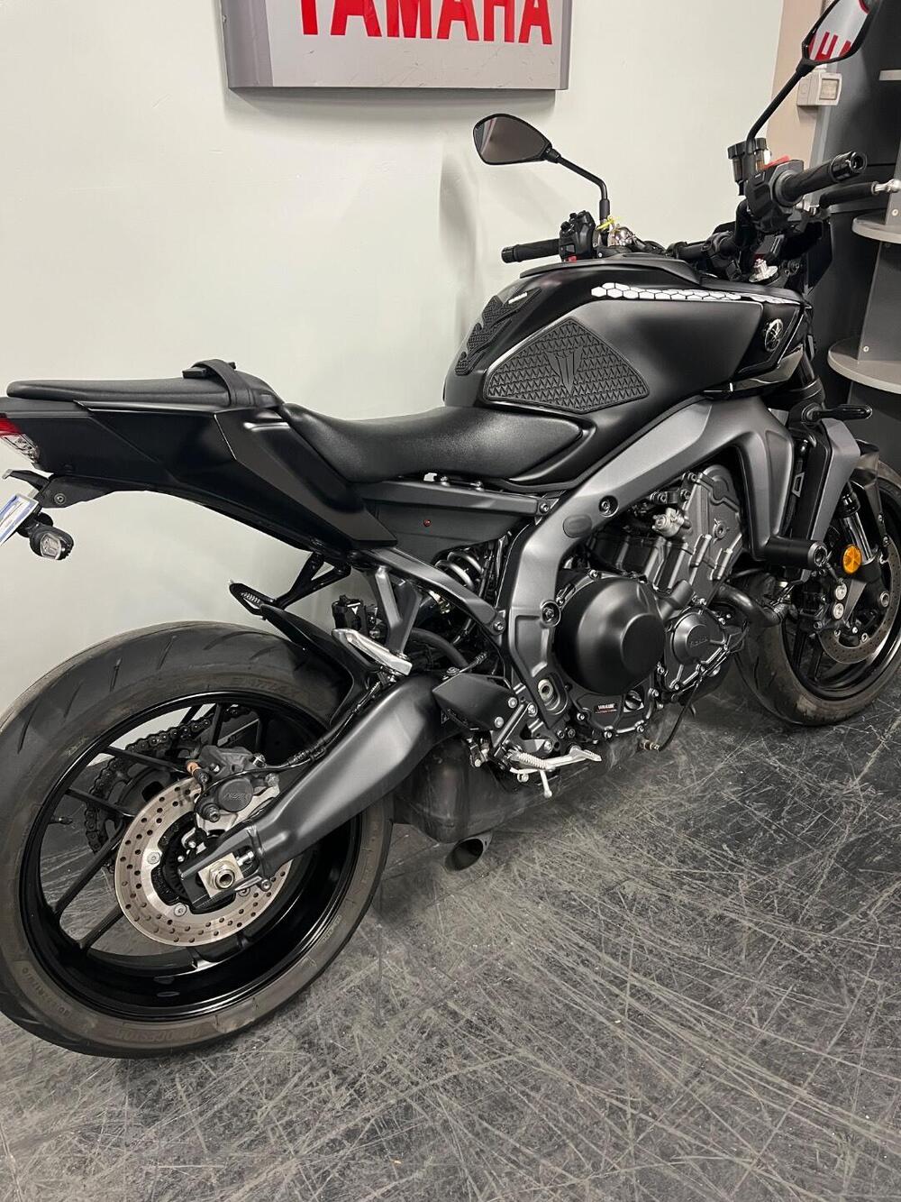 Yamaha MT-09 (2024 - 26) (4)