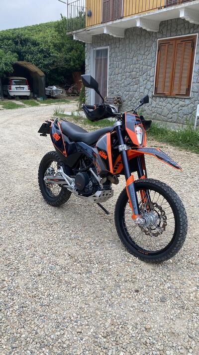 KTM 690 Enduro R (2009 - 11) usata