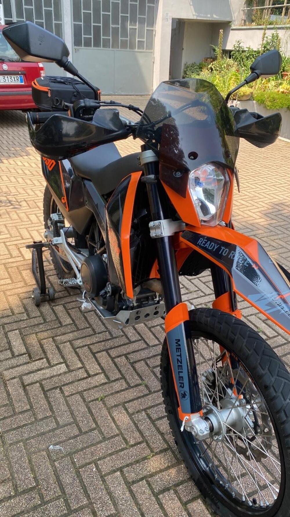 KTM 690 Enduro R (2009 - 11) (5)