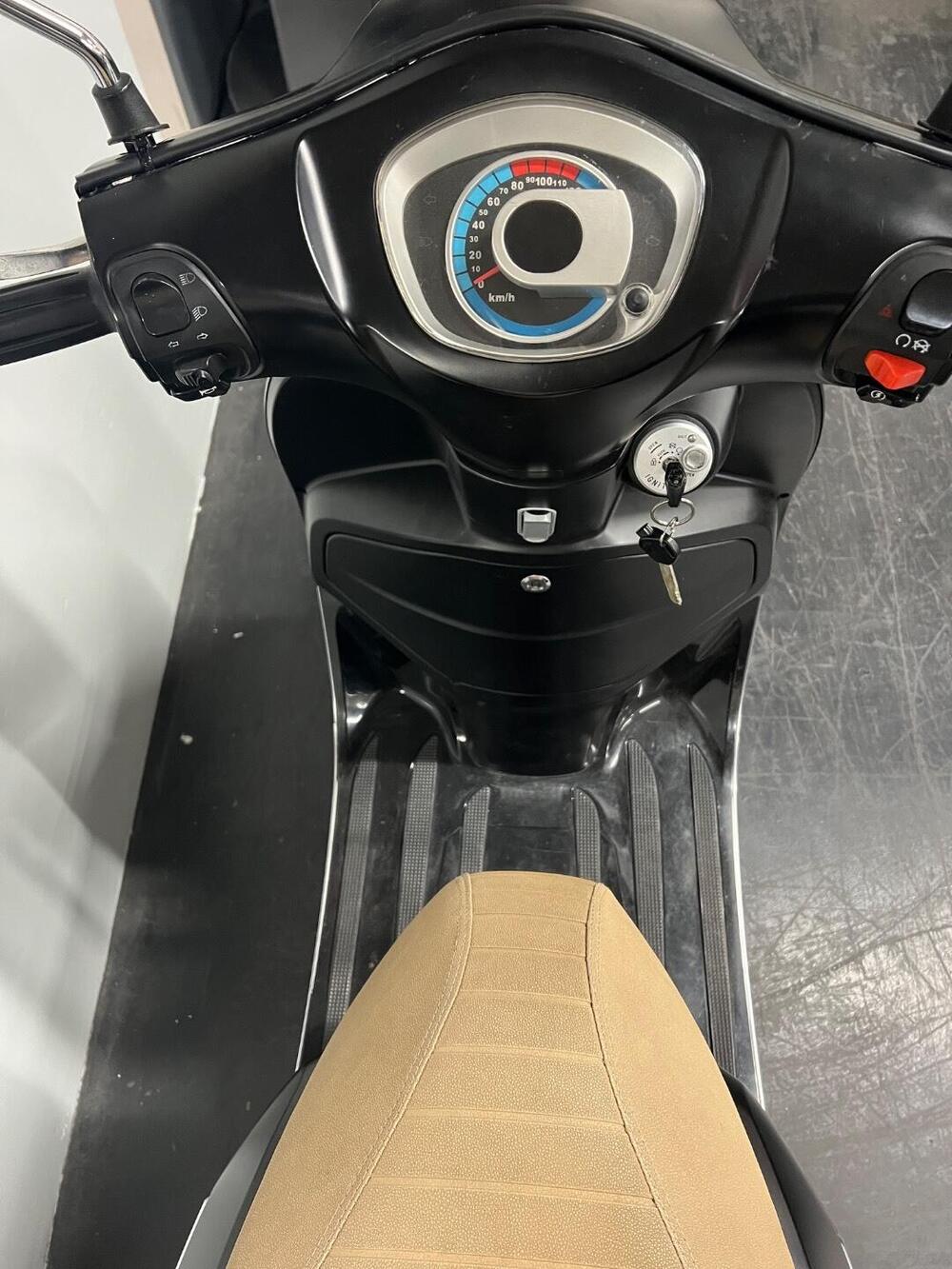 Keeway Motor Iskia 125 (2023 - 26) (8)