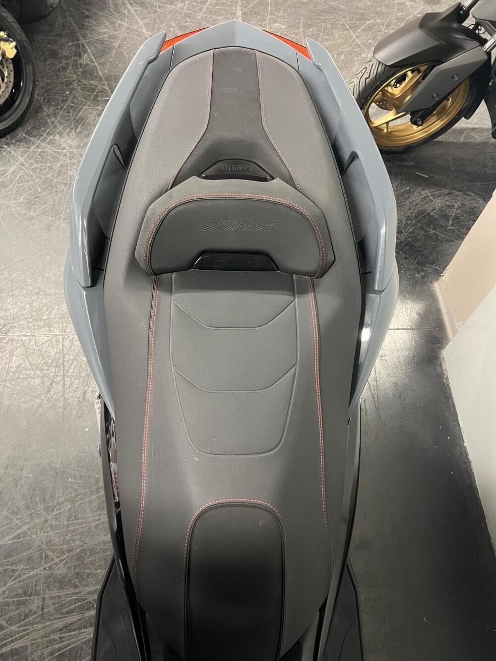 Yamaha X-Max 300 (2021 - 24) (7)