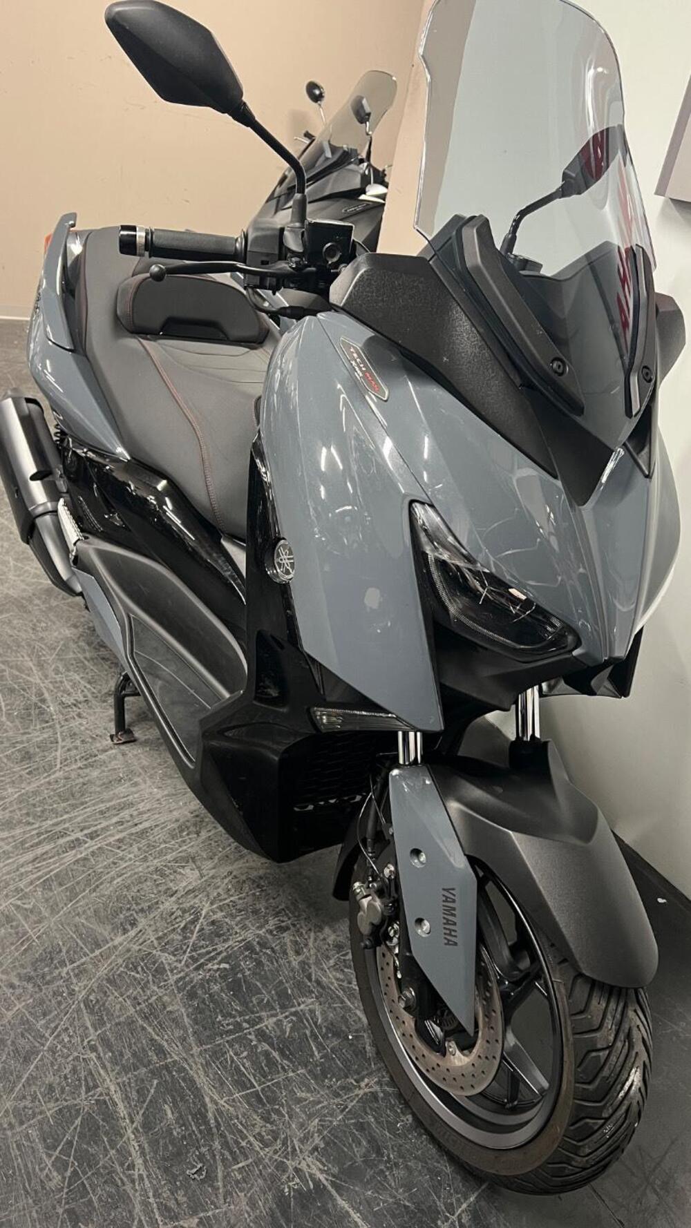 Yamaha X-Max 300 (2021 - 24) (10)