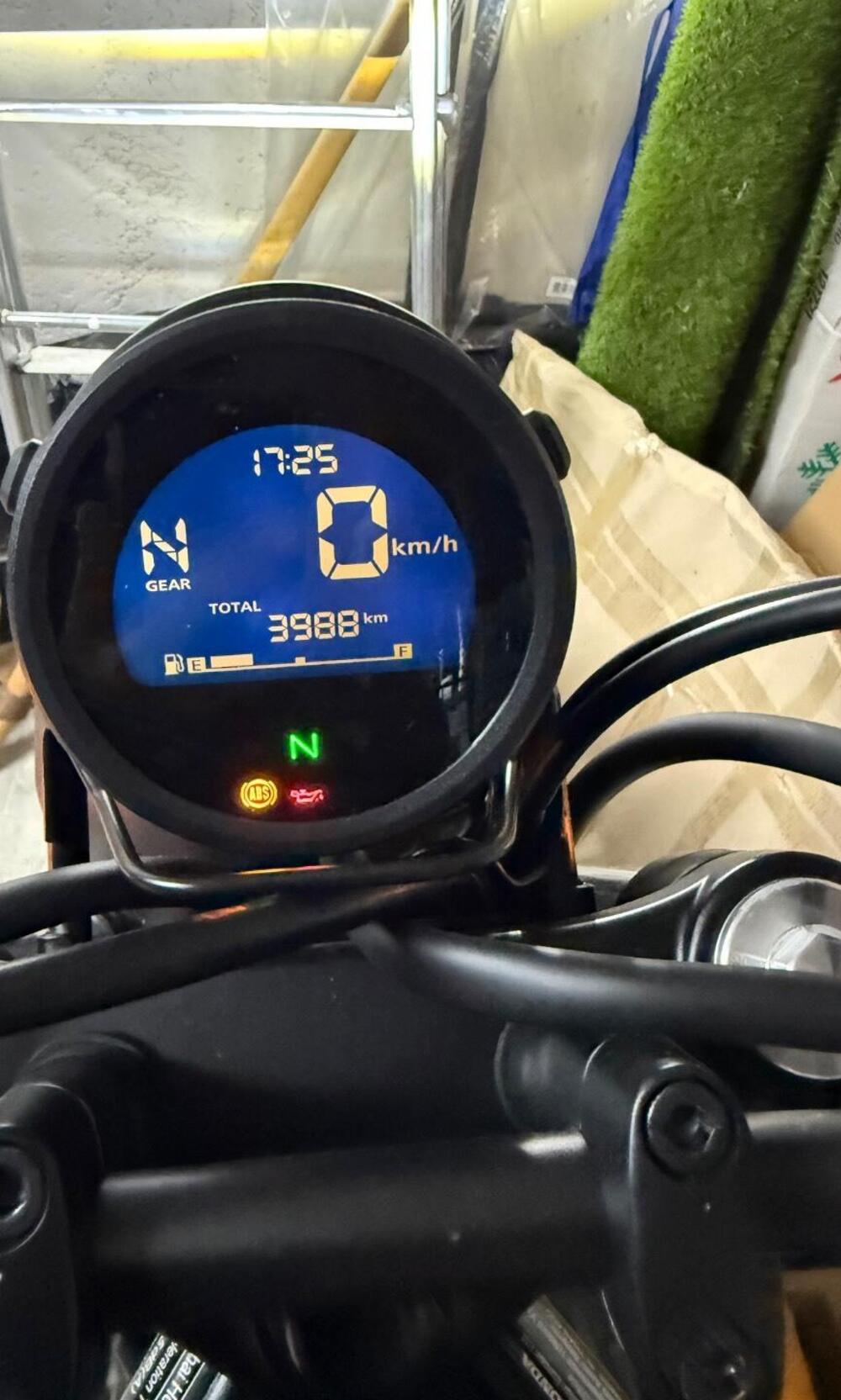 Honda CL500 (2025 - 26) (4)