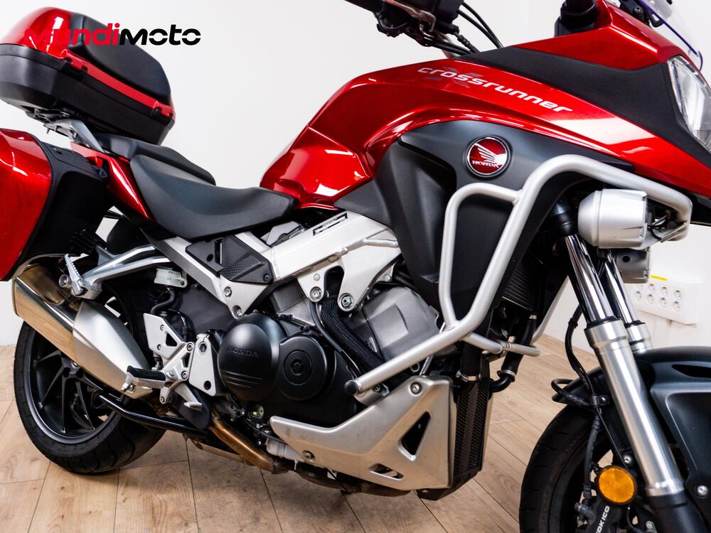 Honda VFR 800 (2002 - 05) (5)