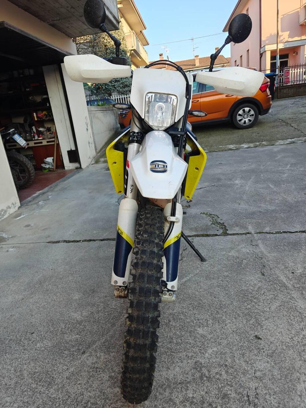 Husqvarna 701 Enduro (2017 - 19) (4)