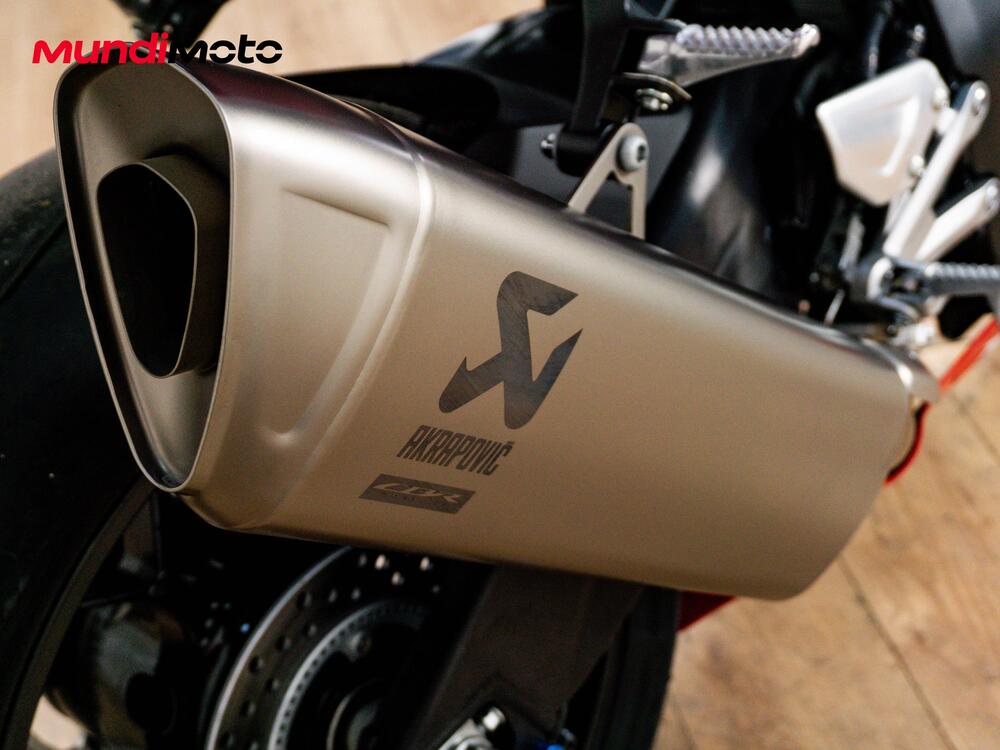 Honda CBR 1000 RR-R Fireblade SP (2022 - 23) (18)