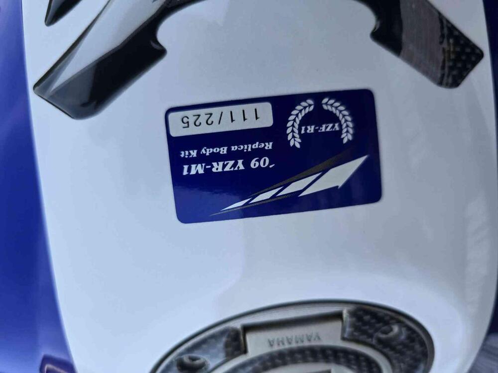 Yamaha YZF R1 (2009 - 11) (15)