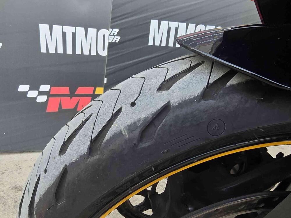 Yamaha YZF R1 (2007 - 08) (14)