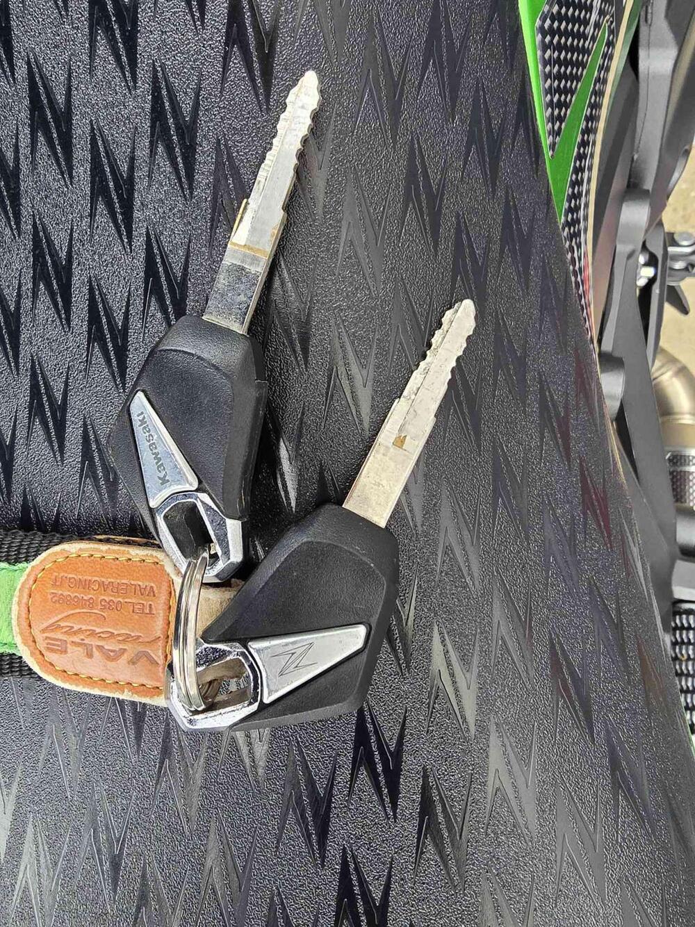 Kawasaki Z 1000 ABS (2014 - 16) (21)