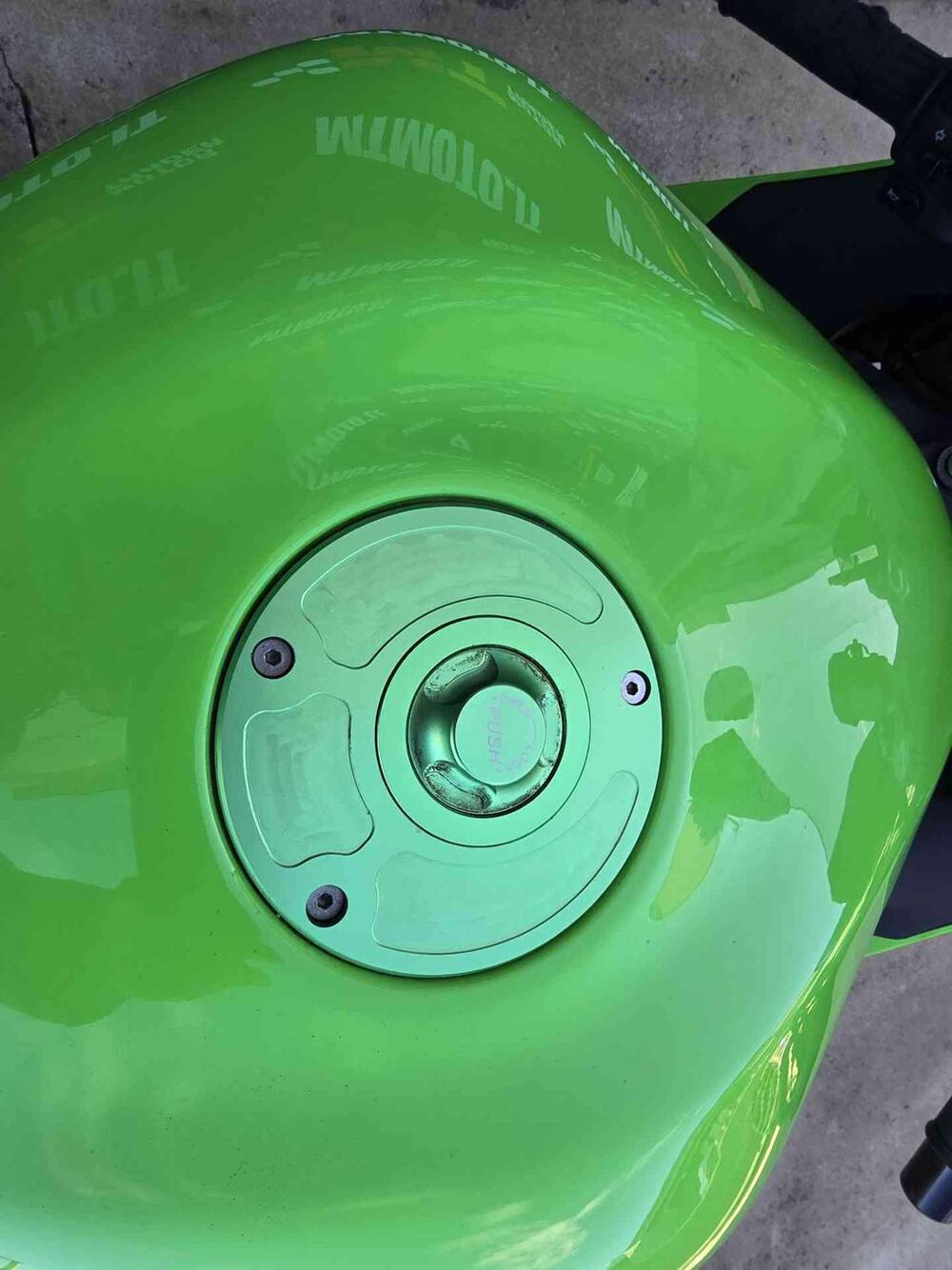 Kawasaki Ninja 600 ZX-6R (2007 - 08) (9)