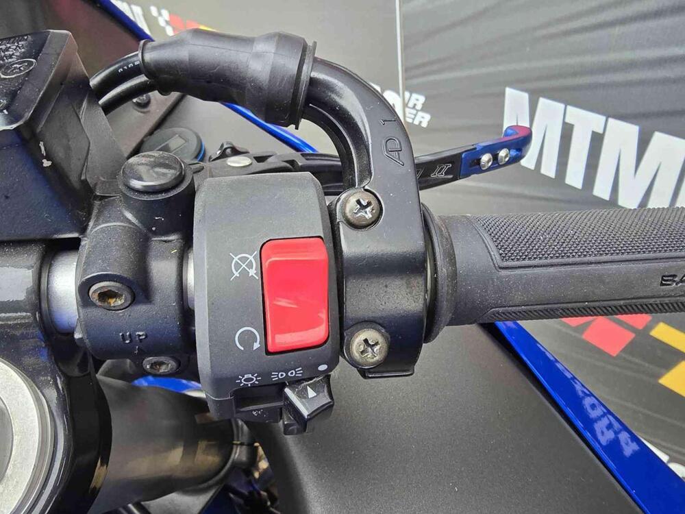 Kawasaki Ninja 1200 ZX-12R (2000 - 06) (22)