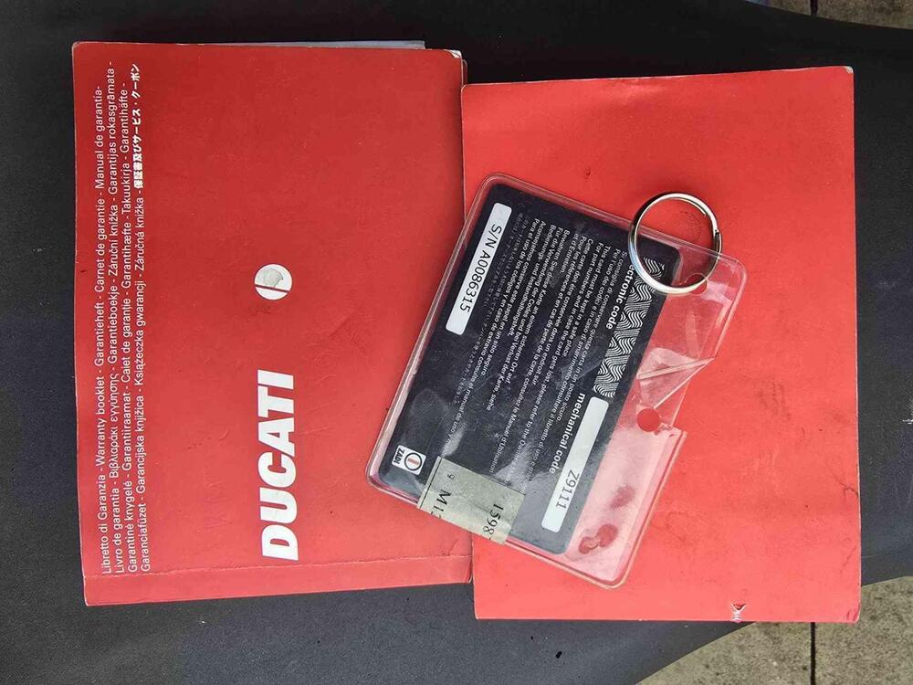 Ducati Streetfighter (2009 - 12) (18)