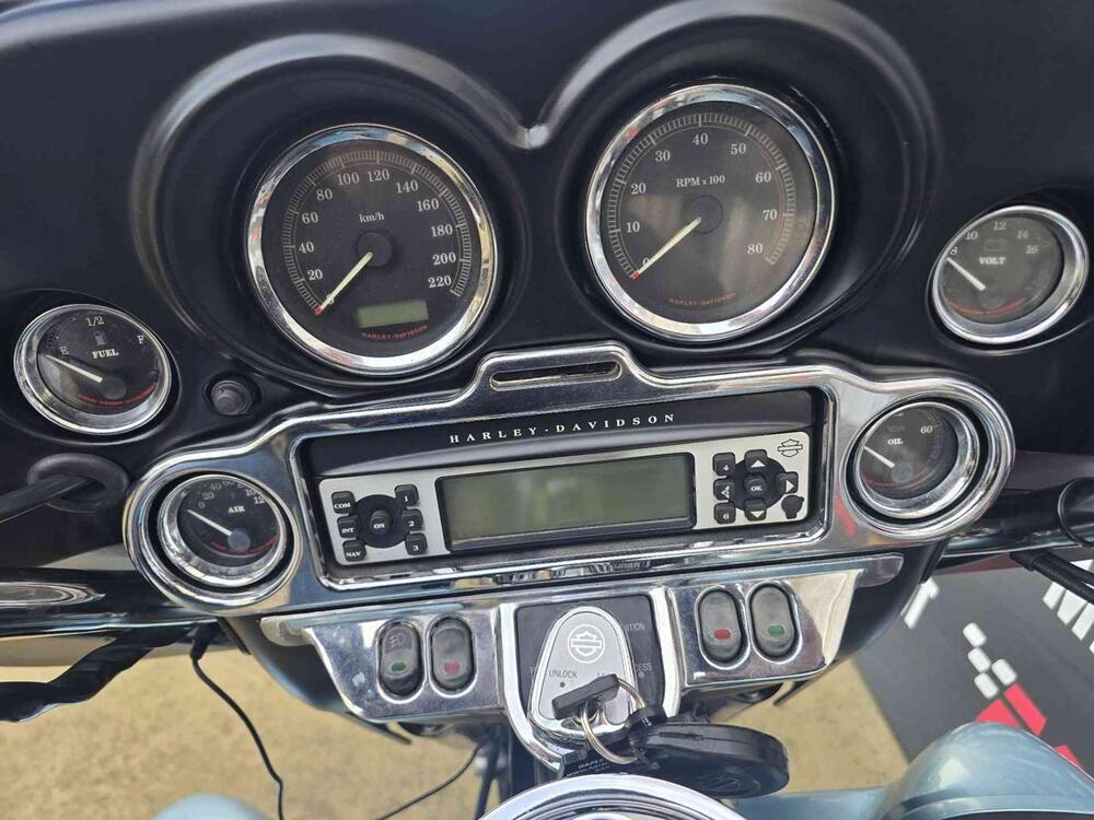 Harley-Davidson 1584 Electra Glide Ultra Classic (2007) - FLHTCU (26)