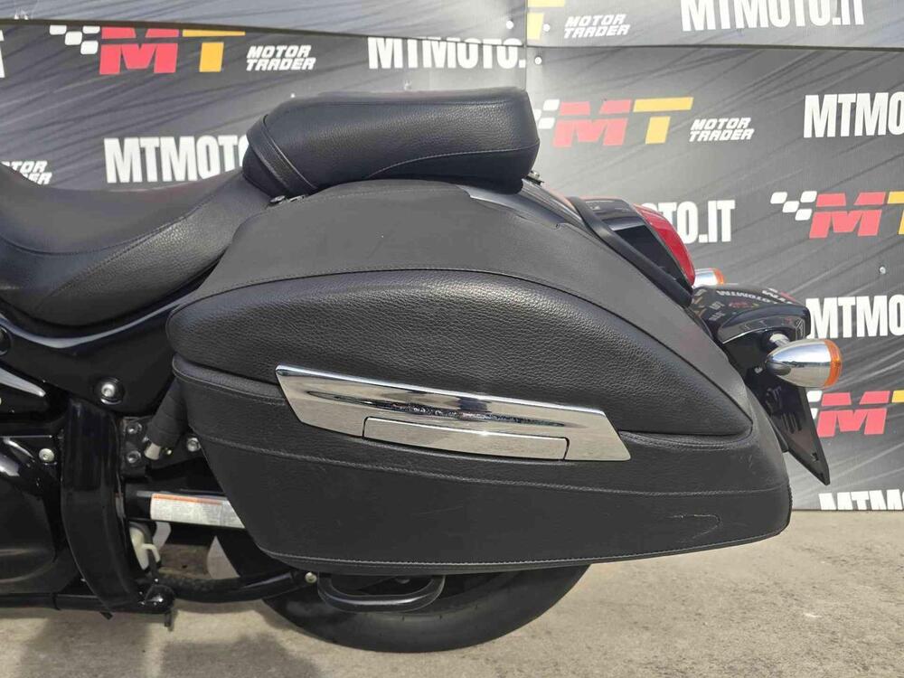 Suzuki Intruder C 1500 T (2013 - 16) (12)