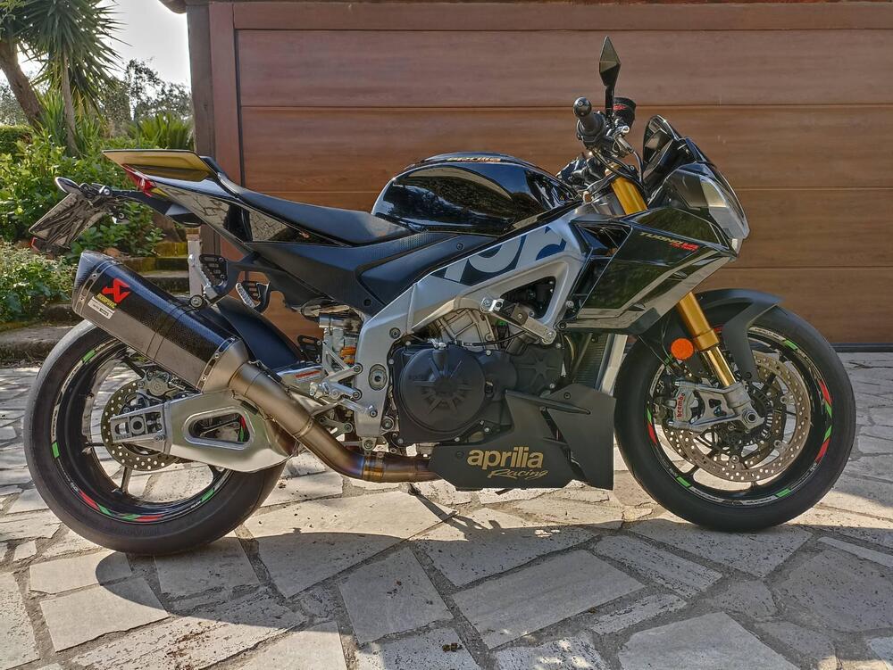Aprilia Tuono V4 Factory (2021 - 24) (5)