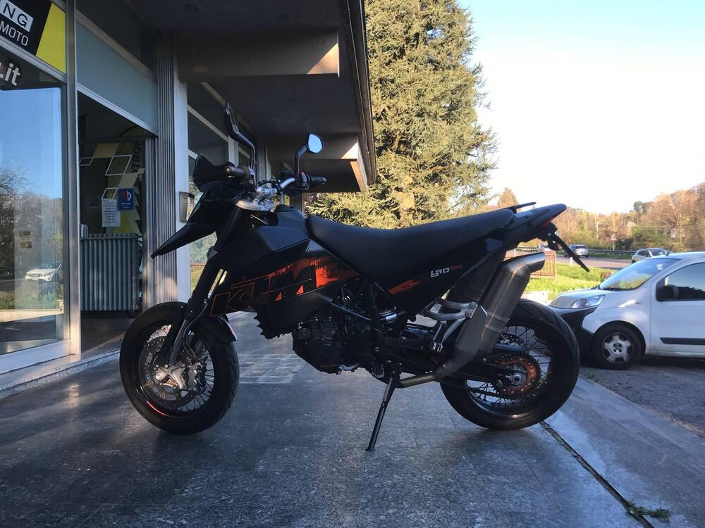 KTM 690 SMC (2008- 11) (2)