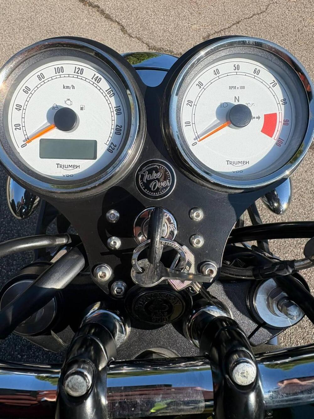 Triumph Thruxton 900 (2004 - 15) (10)