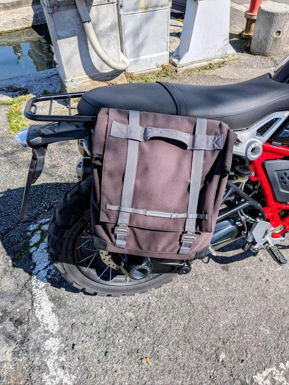 Bmw R nineT Urban GS (2021 - 24) (3)