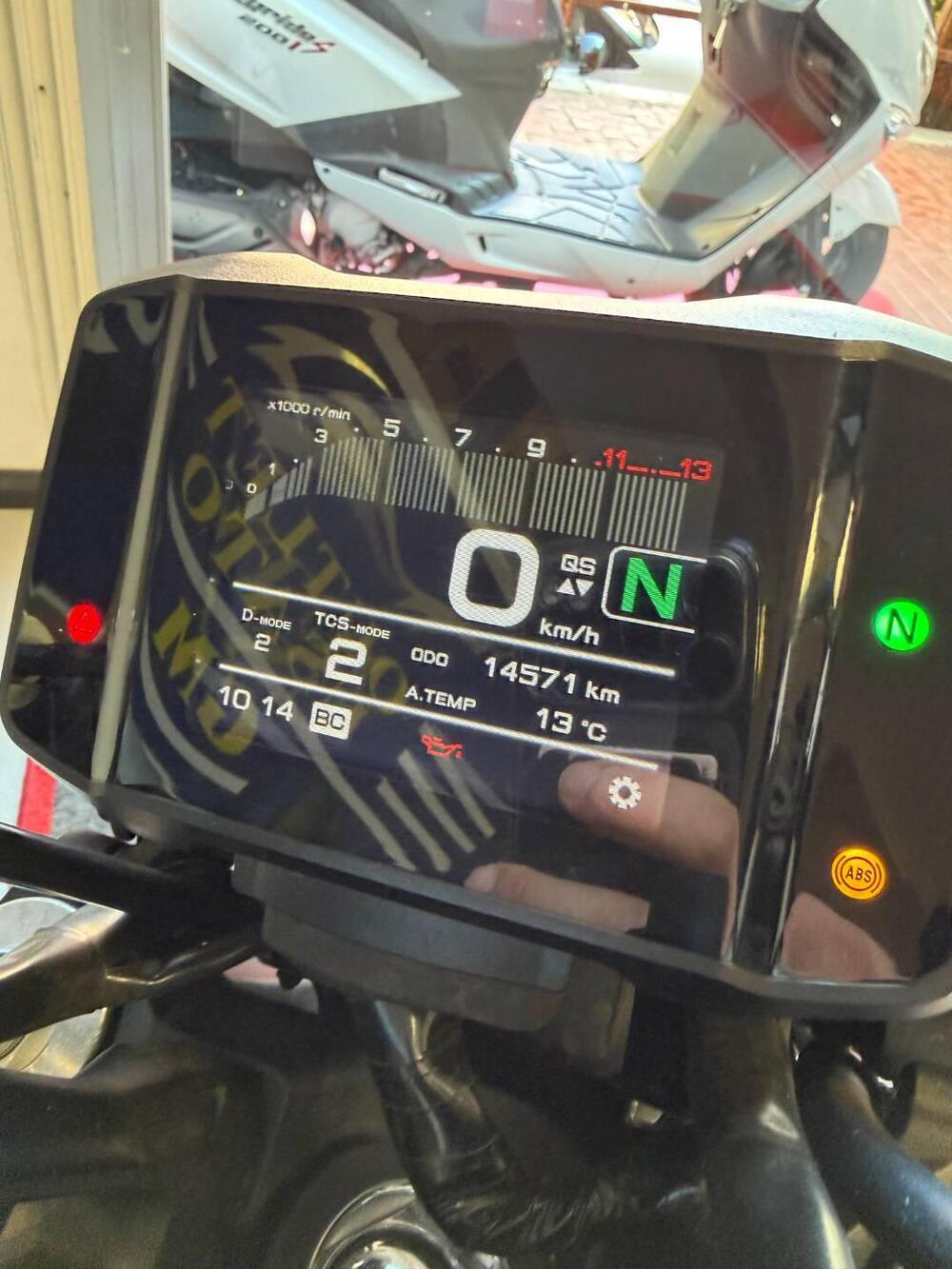 Yamaha MT-09 (2021 - 23) (10)