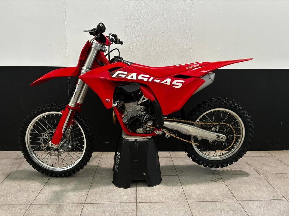 GASGAS MC 450 F (2024) (2)