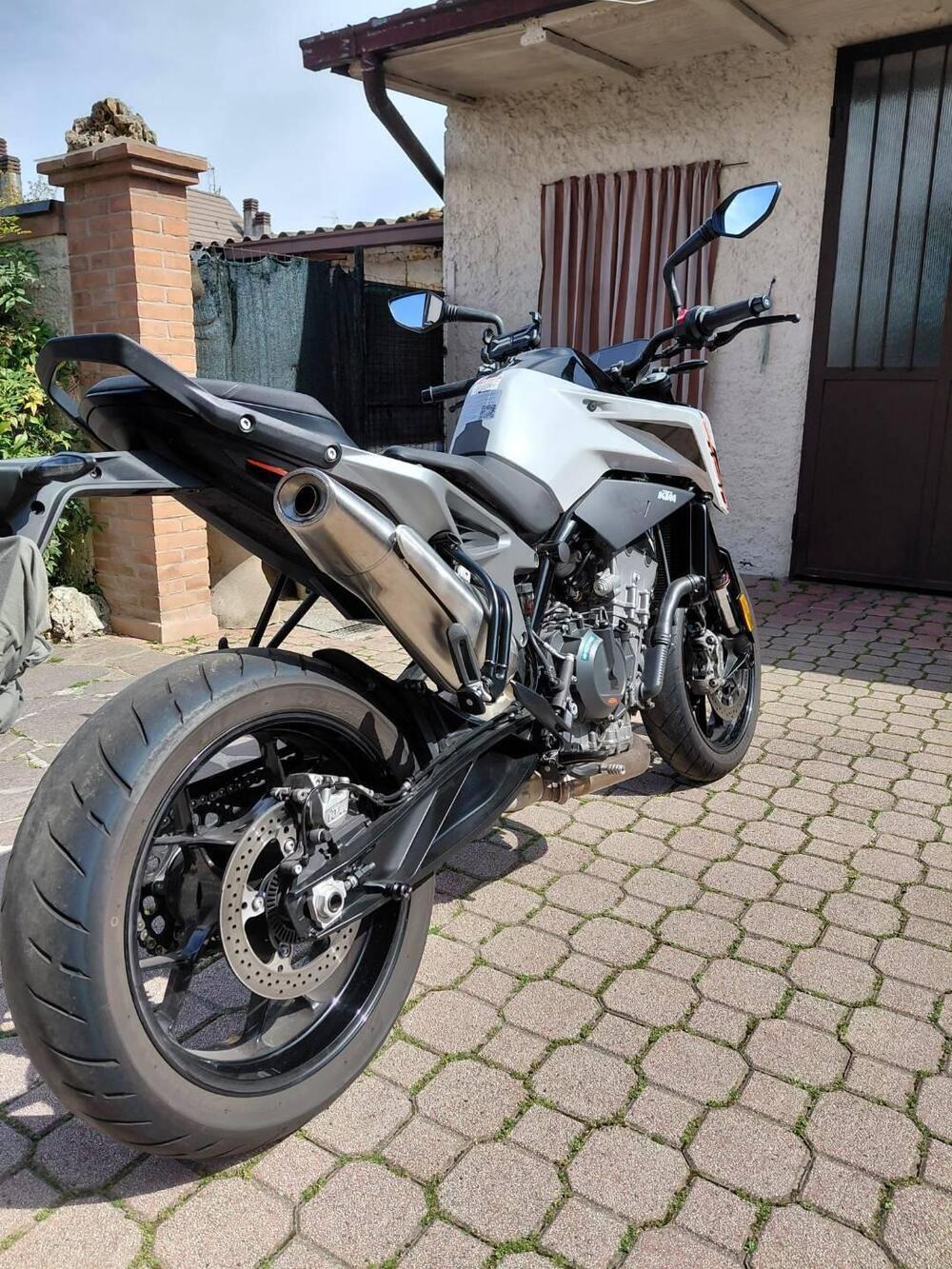 KTM 790 Duke L (2023 - 24) (3)